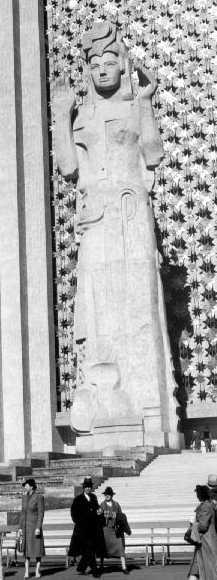 pacifica statue