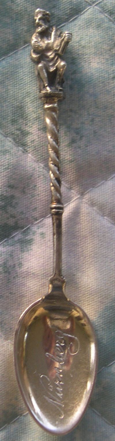 Low witch spoon collection