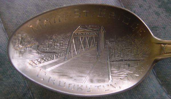 bridge spoon Main Street Bridge,  Crookston, Mn