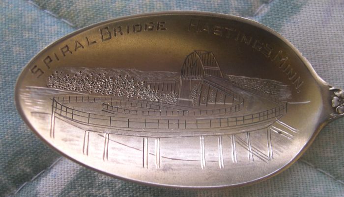 spiral bridge spoon