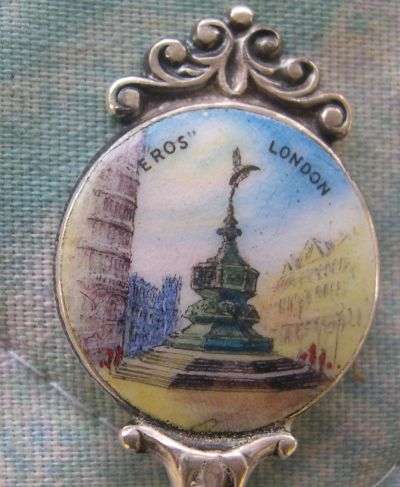Eros monument London spoon