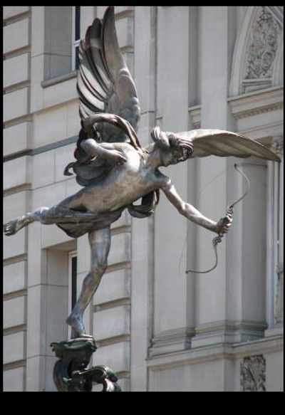 eros statue