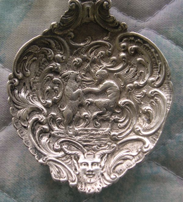 devil spoon