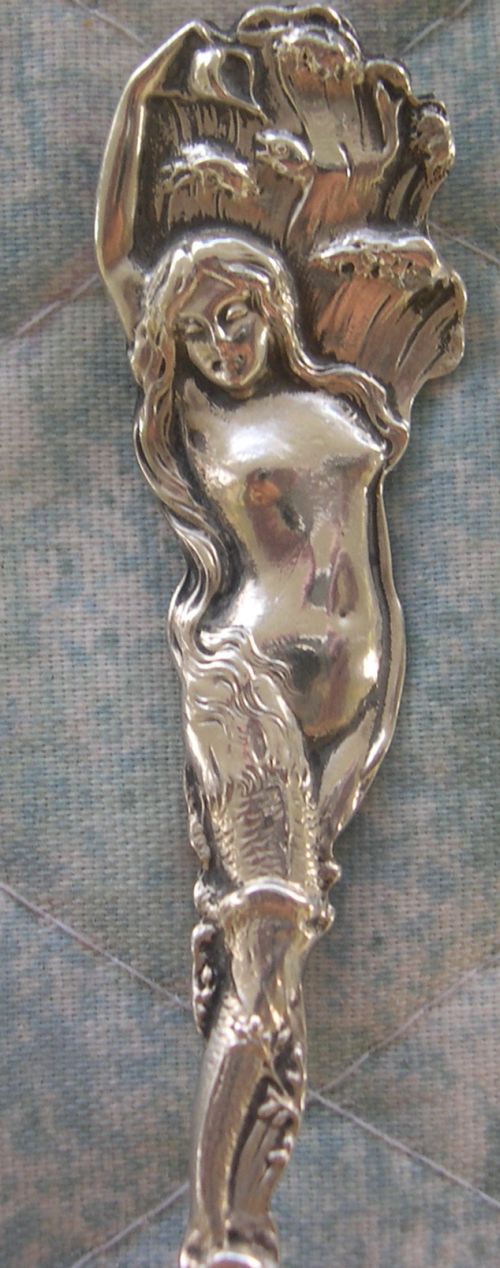 bare breasted female spoon