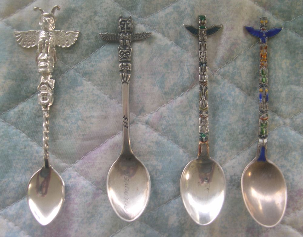 totem pole spoons raven