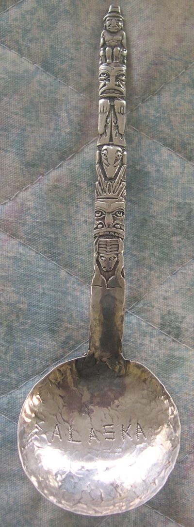 totem pole spoon