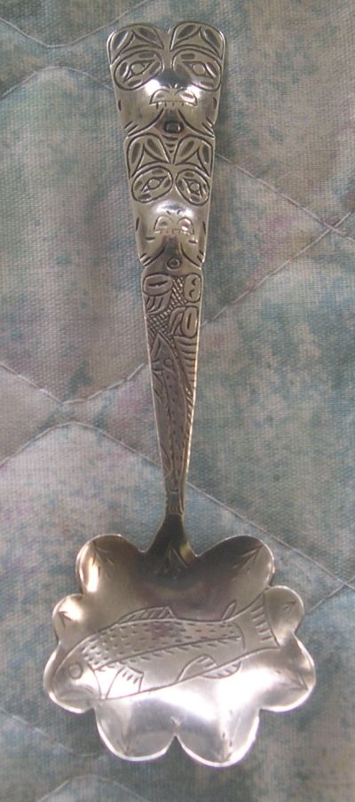totem pole spoon