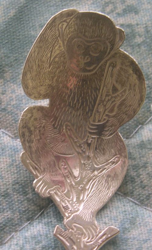 palm tree spoon monkey