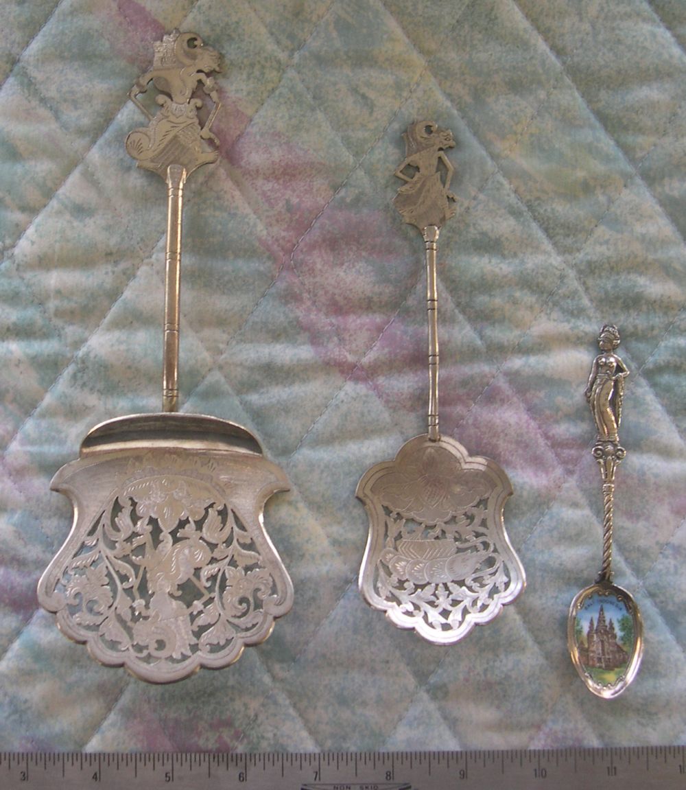 indonesia silver puppet wayang